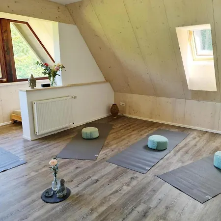 Apartment Einssein Bergfried - Mit Weitblick Dettingen unter Teck Eksteriør billede