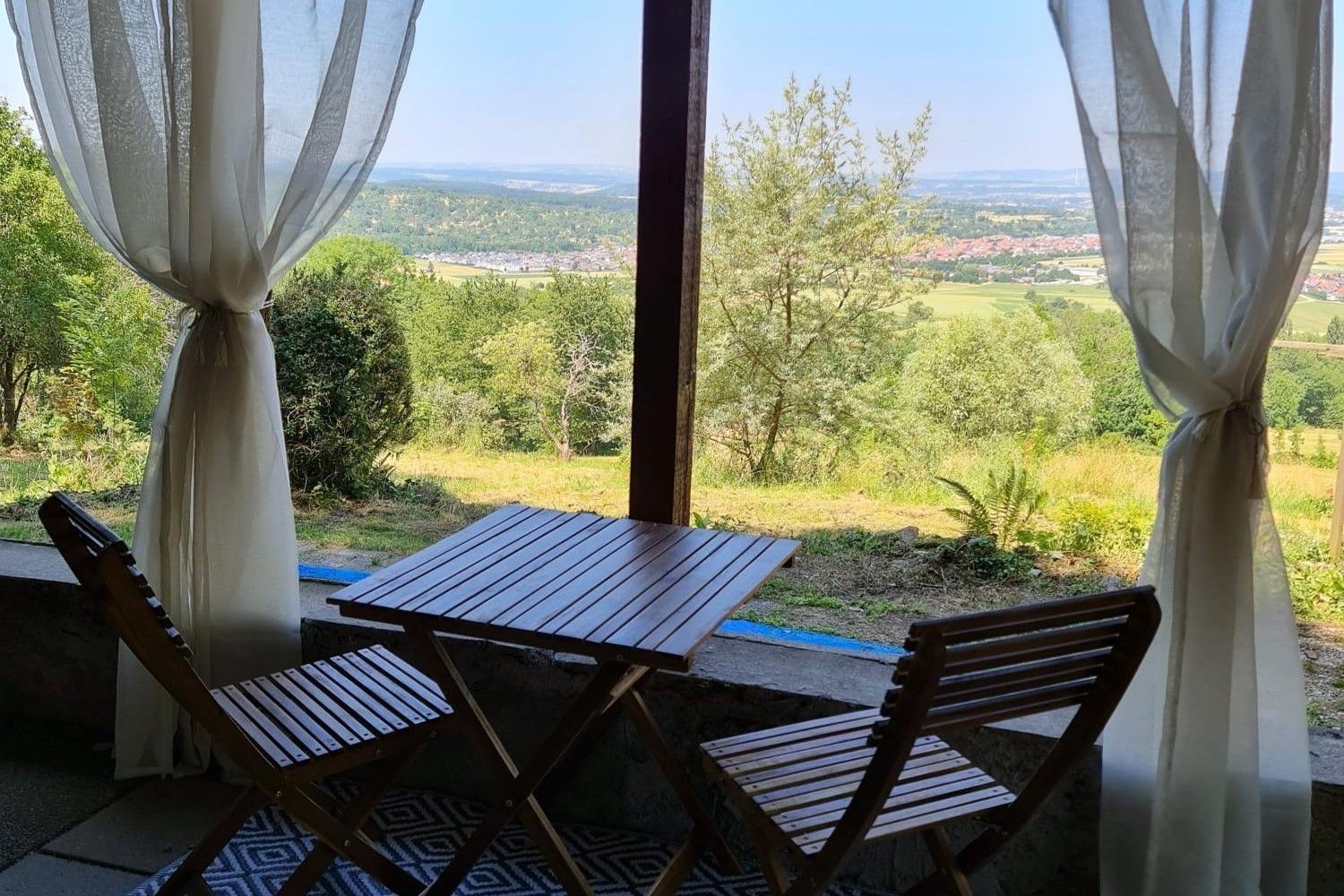 Einssein Bergfried - Mit Weitblick * Dettingen unter Teck